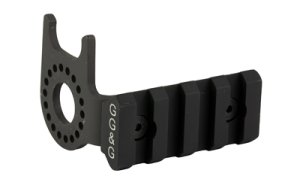 GG&G GGG-1619-R Mossberg 500 Flashlight Mount Anodized Black