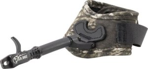 T.R.U. Ball TSTXBKL Stinger XT Dual Jaw Swivel Velcro Camo Release LG