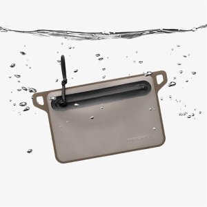 Magpul MAG1337-245 DAKA Waterproof Window Pouch Small FDE
