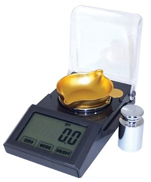 Lyman Electronic Reloading Scale Powder Universal 3.25-5.375 In