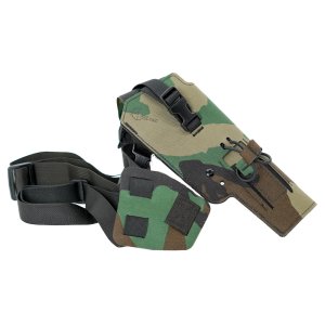 Cole-TAC VW116 Varmint Wrangler Pistol Holder M81 Woodland Right Hand