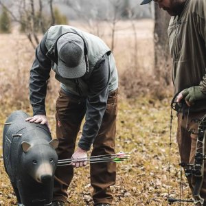 GlenDel G77000 Bear Target, Solid Body, Stops Arrows Up to 375 FPS