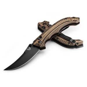 Benchmade MINI BEDLAM, AXS, SCIMITAR BLADE 3.45" CPM-S90V STEEL BLADE COYOTE/BLACK/OD LAYERED G10 HANDLE