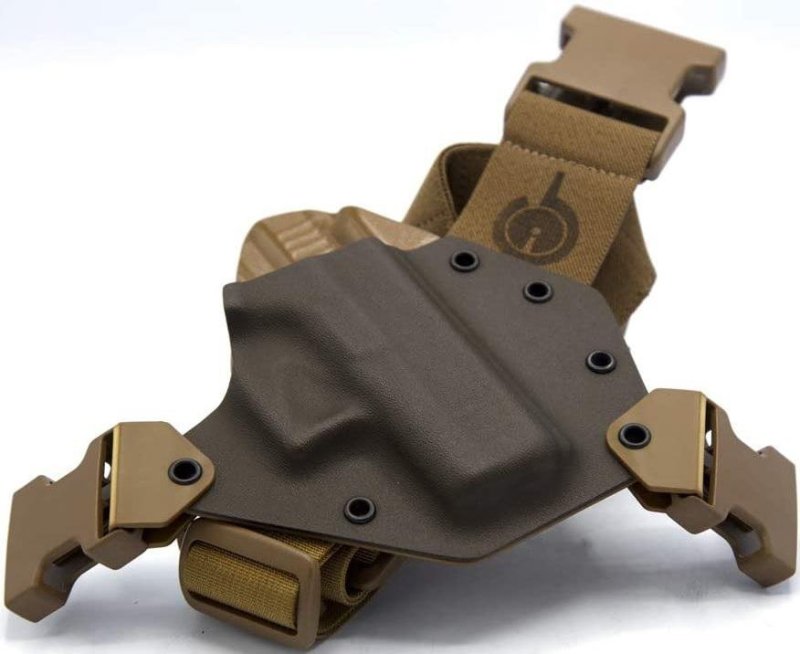 GUNFIGHTERS GOV 040221 Chest Holster Grey Coyote RH
