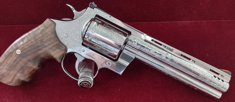 Colt Kodiak 44MAG 6 In SS Custom Shop Engraved