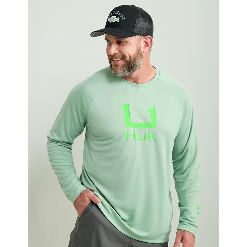 Huk H1200573-315-S Icon Crew Long Sleeve Shirt Fog Green S, 50+ UPF, I.C.E.